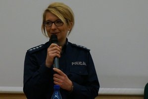 asp. szt. Kamila Siedlarz podczas wykładu