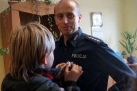 Kampania &quot;Biała Wstążka&quot; w Komendzie Miejskiej Policji w Żorach