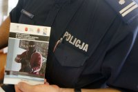 Policjanci szkolą nauczycieli