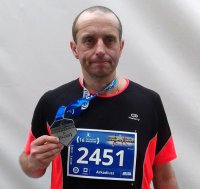 Asp.szt. Arkadiusz Muras po ukończeniu maratonu