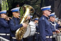 Orkiestra policyjna zagrała na Dniu Godności