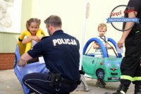 Policjanci na Pikniku Prewencyjnym