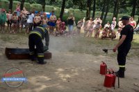 Policjanci podczas festynu nad wodą