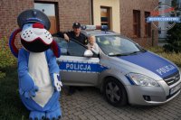 Policjanci na pikniku w hospicjum