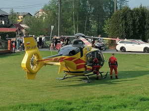 Wypadek na ulicy Wodzisławskiej, lądowanie Lotniczego Pogotowia Rarunkowego