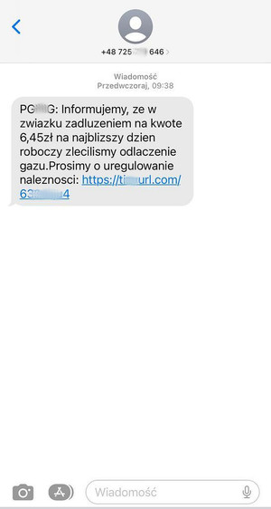 Zdjęcie przedstawia wiadomość SMS, która zawiera niebezpieczny link przygotowany przez oszustów.