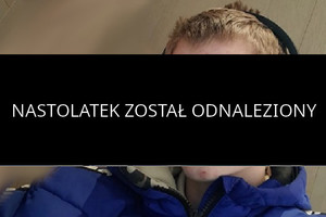 Grafika zawiera informację o odwołaniu poszukiwań chłopca z uwagi na jego odnalezienie.