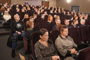 Na zdjęciu widać prelegentów i uczestników spotkania.