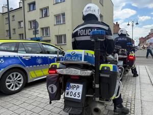 Na zdjęciu widać przebieg pochody z okaNa zdjęciu widać przebieg pochody z okazji obchodów Dnia Godności w Żorach.zji obchodów Dnia Godności w Żorach.