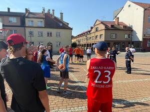 Na zdjęciu widać przebieg rywalizacji w ramach turnieju Streetballa w Żorach.
