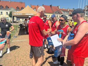 Na zdjęciu widać przebieg rywalizacji w ramach turnieju Streetballa w Żorach.