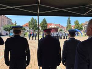 Na zdjęciu widać uroczyste obchody Święta Policji 2026 żorskiej Policji na Rynku w Żorach.