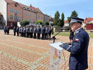 Na zdjęciu widać uroczyste obchody Święta Policji 2026 żorskiej Policji na Rynku w Żorach.