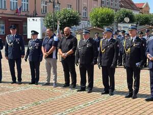 Na zdjęciu widać uroczyste obchody Święta Policji 2026 żorskiej Policji na Rynku w Żorach.