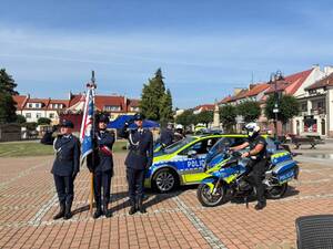Na zdjęciu widać uroczyste obchody Święta Policji 2026 żorskiej Policji na Rynku w Żorach.