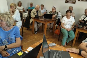 Na zdjęciu widać uczestników spotkania.